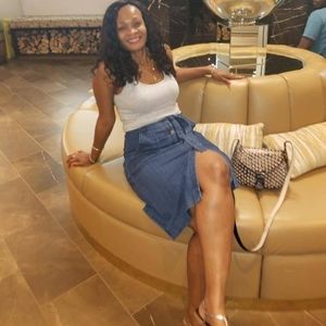 Meet your Posher, Tesha